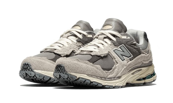 New Balance 2002R